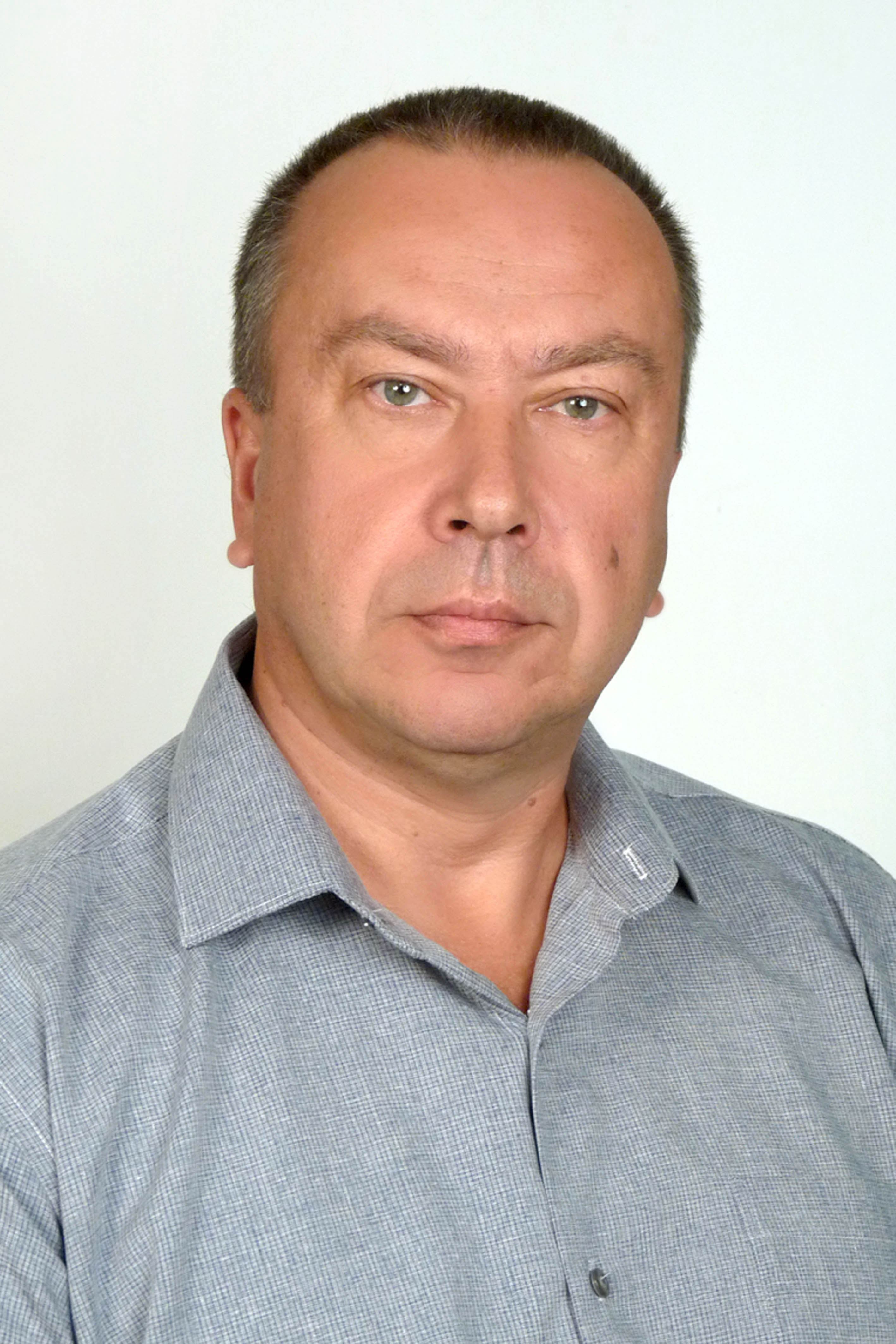 Логвиненко Юрий Иванович.