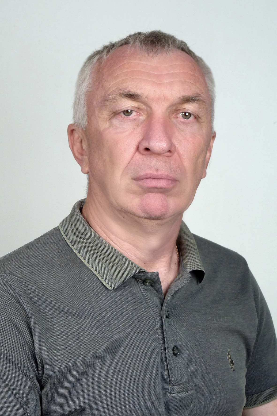 Головков Юрий Александрович.