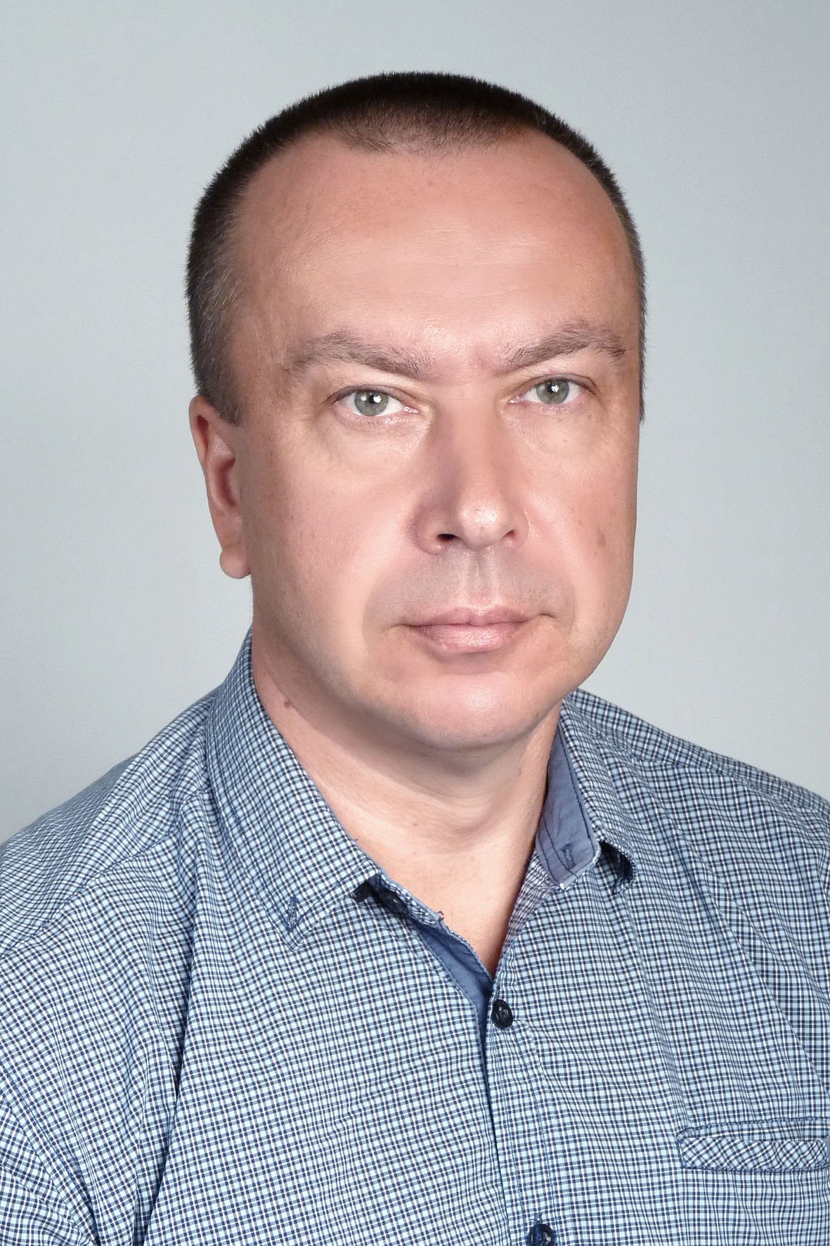 Логвиненко Юрий Иванович.